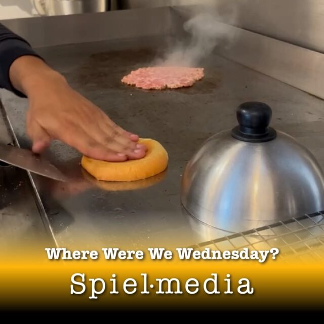 📍✨ Where Were We Wednesday? ✨📍
Your Moment of Memories
VIDEO MEMORY IN COMMENTS
#YourMomentOfMemories 
#WhereWereWeWednesday 

Your Moment of Yum
Your Moment of Spiel
#YourMomentOfYum #YourMomentOfSpiel #OrmondeStreet #Kilkenny #Ireland #Bovine #SmashBurger #Burgers #TheChilli #Yum #Pressure #BillyJoel
Bovine - @bovineirl