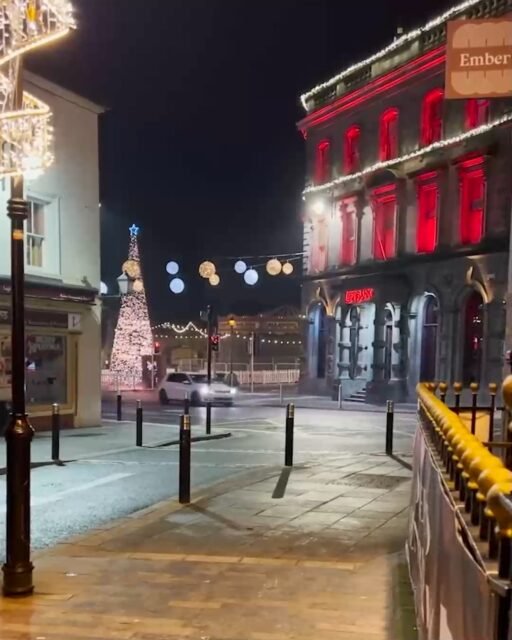 Your Moment of Christmas
Your Moment of Spiel
#YourMomentOfChristmas #YourMomentOfSpiel #SilentNight #SineadOConnor #Kilkenny #Ireland #Christmas #DiscoverKilkenny #DiscoverIreland