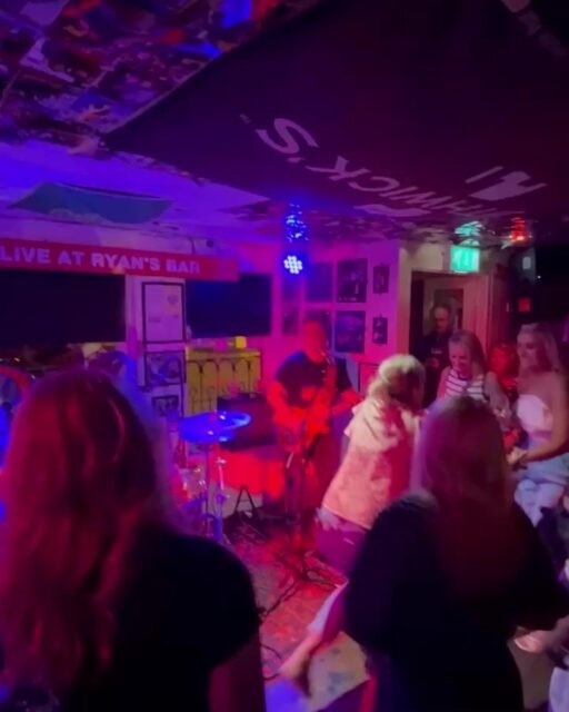 Your Moment of Craic
Your Moment of Live Music
Your Moment of Dance
Your Moment of Spiel
#YourMomentOfCraic #YourMomentOfLiveMusic #YourMomentOfDance #YourMomentOfSpiel #Craic #Music #LiveMusic #Dance #Kilkenny #Ireland #RyansKilkenny #SweetFreedom #GunsNRoses #SweetChildOMine
Ryan's Bar 
@ryansbarkk 
Sweet Freedom Band 
@sweetfreemusic