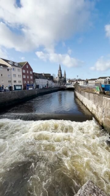 Your Moment of Zen
Your Moment of Spiel
#RiverLee #SouthGateBridge #SaintFinBarresCathedral #Cork #Ireland #Zen #River #MindfulMoments #DiscoverIreland #YourMomentOfZen #YourMomentOfSpiel