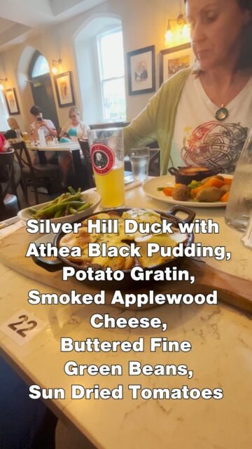 Your Moment of Yum
Your Moment of Spiel
#AuntyLenas #Adare #CountyLimerick #Ireland #Duck #DuckShepherdsPie #TreatYoSelf #TreatMyself #Yum #YourMomentOfYum #YourMomentOfSpiel 
Aunty Lena's - @auntylenasadare