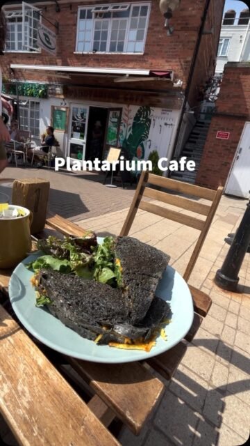 Your Moment of Yum
Your Moment of Spiel

#Plantarium #Vegan #PlantBased #StratfordUponAvon #UK Yum TreatYoSelf YourMomentOfYum YourMomentOfSpiel @plantariumcafe