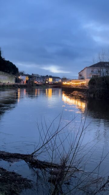 Your Moment of Zen
Your Moment of Spiel
#YourMomentOfZen #YourMomentOfSpiel #RiverNore #River #Nore #Kilkenny #Ireland #Zen #MindfulMoments #DiscoverKilkenny