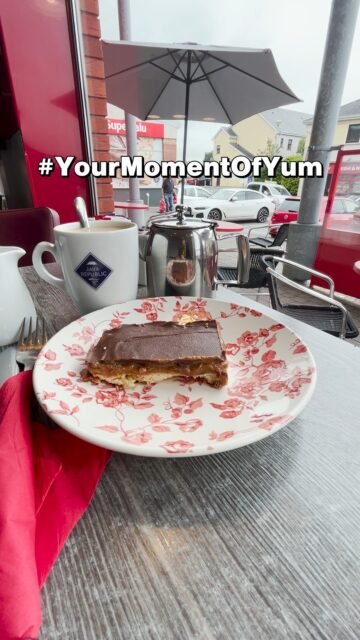 Your Moment of Yum
Your Moment of Spiel
#Quench #QuenchCoffeeBar #NewPark #Kilkenny #Ireland #CaramelSlide #Tea #TreatYoSelf #TreatMyself #Yum #YourMomentOfYum #YourMomentOfSpiel 
Quench Coffee Bar - @quenchcoffeebar