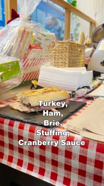 Your Moment of Christmas 
Your Moment of Yum
Your Moment of Spiel
#YourMomentOfChristmas #YourMomentOfYum #YourMomentOfSpiel #LaBottega #Kilkenny #Ireland #ChristmasSandwich #Christmas #Xmas #TreatYoSelf #TreatMyself #Yum 
@labottegakilkenny