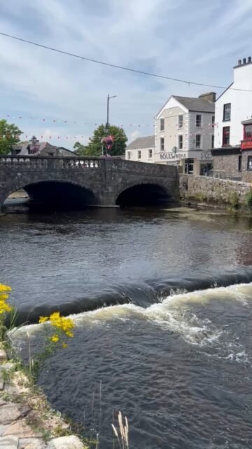Your Moment of Zen
Your Moment of Spiel
#YourMomentOfZen #YourMomentOfSpiel #BoyleRiver #BoyleRiverBridge #Boyle #BoyleTown #Roscommon #Ireland #Zen #River #MindfulMoments #DiscoverIreland #ChrisODowd #Hometown