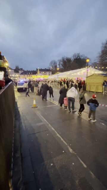 Your Moment of Christmas
Your Moment of Spiel
#YourMomentOfBlackFriday #YourMomentOfSpiell #Parade  #Kilkenny #KilkennyYuleFest #Ireland #Santa #SantaTruck #IKnowHim! #Christmas #Xmas