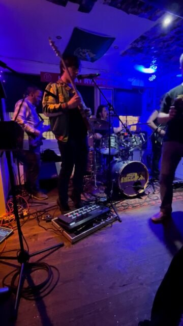 Your Moment of Craic
Your Moment of Live Music
Your Moment of Dance
Your Moment of Spiel
#YourMomentOfCraic #YourMomentOfLiveMusic #YourMomentOfDance #YourMomentOfSpiel #Craic #Music #LiveMusic #Dance #Kilkenny #Ireland #RyansKilkenny #SweetFreedom #SteelyDan #ReelinInTheYears 
Ryan's Bar - @ryansbarkk 
Sweet Freedom Band - @sweetfreedomband