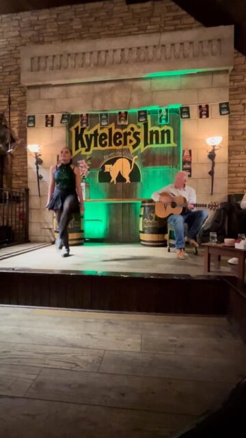 Your Moment of Craic
Your Moment of Dance
Your Moment of Live Music
Your Moment of Spiel
#Craic #Dance #Music #LiveMusic #Kilkenny #Ireland #PaddysWeekend #StPatricksDay #YourMomentOfCraic #YourMomentOfDance #YourMomentOfLiveMusic #yourmomentofspiel 
Kytelers Inn - @kytelers 
Kilkenny Tradfest - @kilkennytradfest 
St. Patrick's Festival Kilkenny - @stpatricksfestivalkk