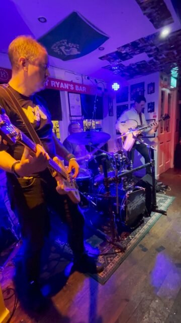 Your Moment of Craic
Your Moment of Live Music
Your Moment of Spiel
#Craic #Music #LiveMusic #Kilkenny #Ireland #RyansKilkenny #BluesPower #ZZTop #Tush #YourMomentOfCraic #YourMomentOfLiveMusic #YourMomentOfSpiel 
Ryan's Bar - @ryansbarkk