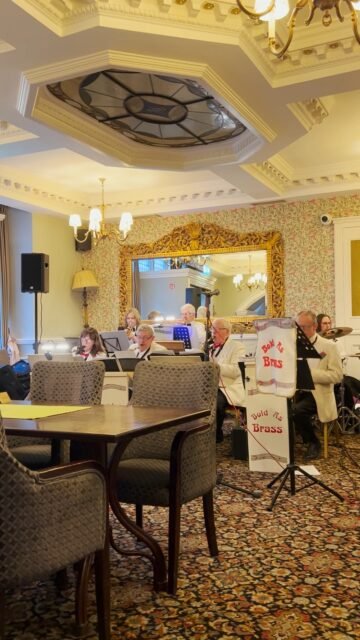 Your Moment of Live Music
Your Moment of Spiel
#BoldAsBrass #ClubHouseHotel #Kilkenny #Ireland
#LiveMusic #Music #ChattanoogaChooChoo
#GlennMiller #YourMomentOfLiveMusic
#YourMomentOfSpiel