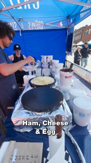 Your Moment of Yum
Your Moment of Spiel
#CrêpesStation #KilkennyFarmersMarket #Parade #Kilkenny #Ireland #Crêpes #Crêpe #Ham #Cheese #Egg #Yum #YourMomentOfYum #YourMomentOfSpiel 
Rom's Crêpes Station - @crepes_station_2005 
Kilkenny Farmer's Market - @kilkennyfarmersmarket